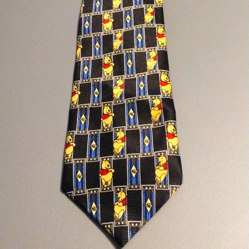 Disney Winnie The Pooh Tie